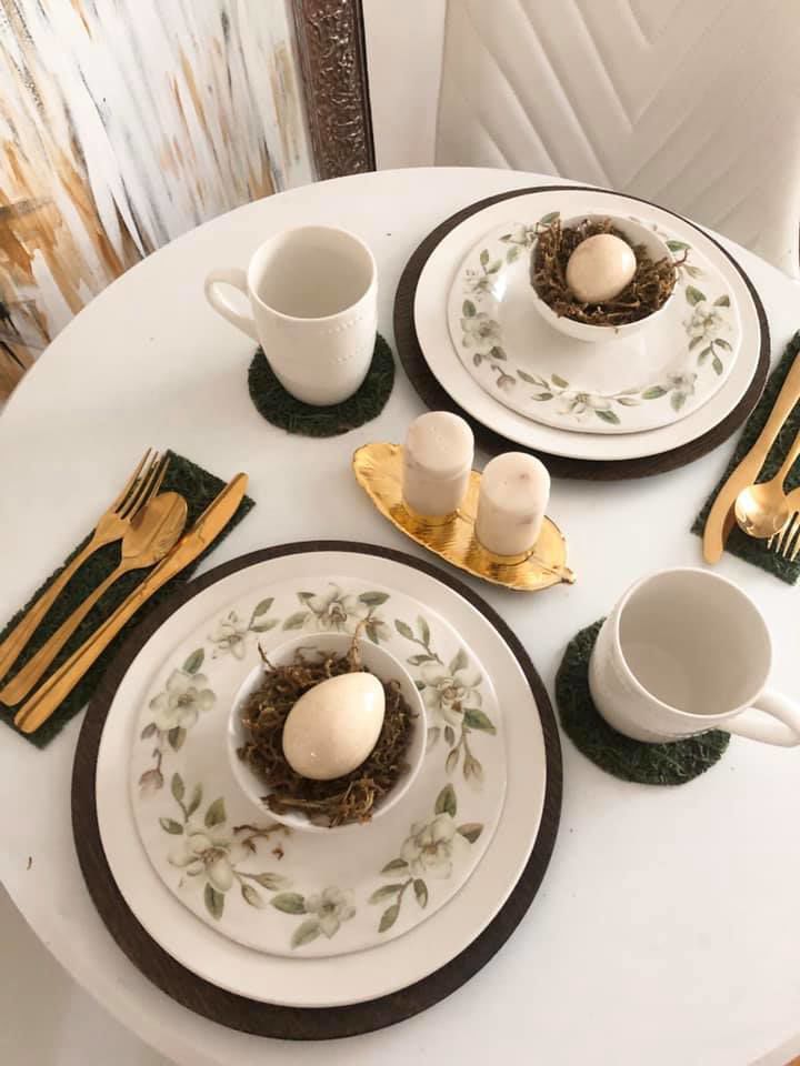 house LR table Easter.jpg